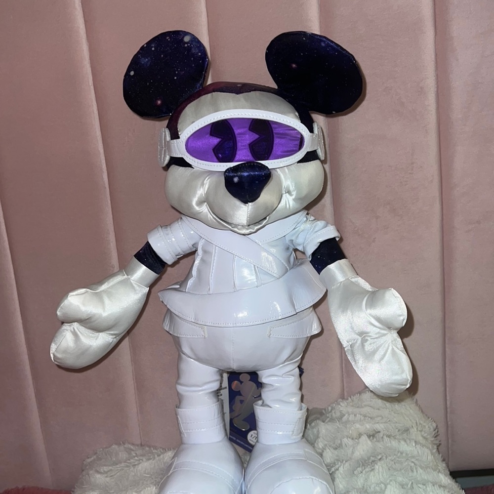 New Mickey Mouse, Space Mountain 50 years !